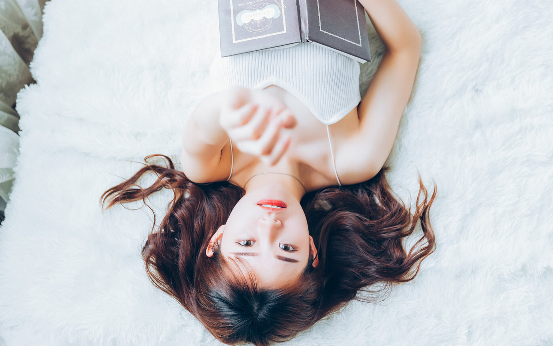 独行侠锋线球员接连命中高难度投篮获掌声，独行侠峰哥